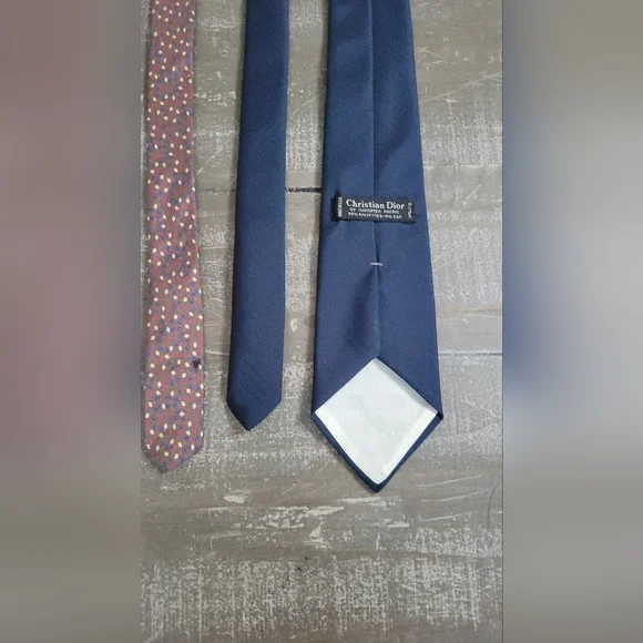 Christian Dior Bundle Of Ties - Picture 3 of 16
